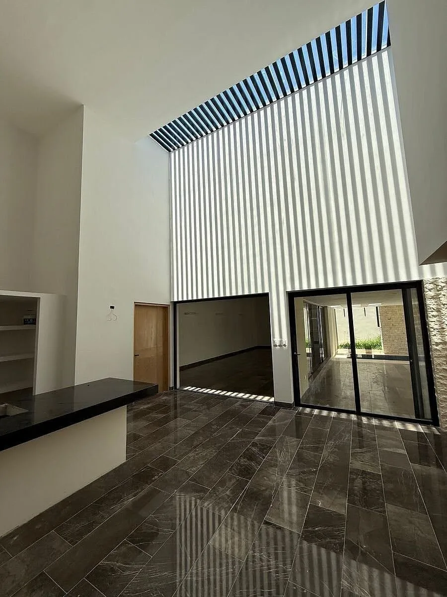 Casa en venta de una sola planta en Yucatán Country Club