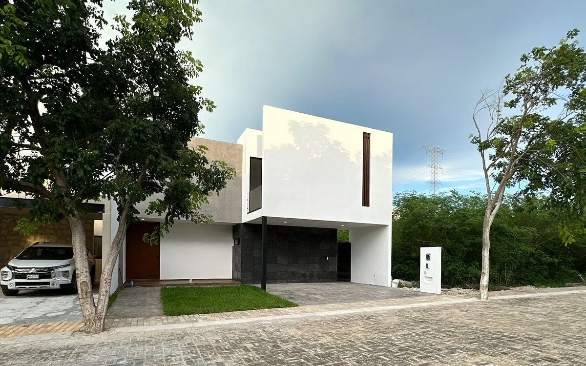 CASA EN VENTA EN RESIDENCIAL SOLUNA