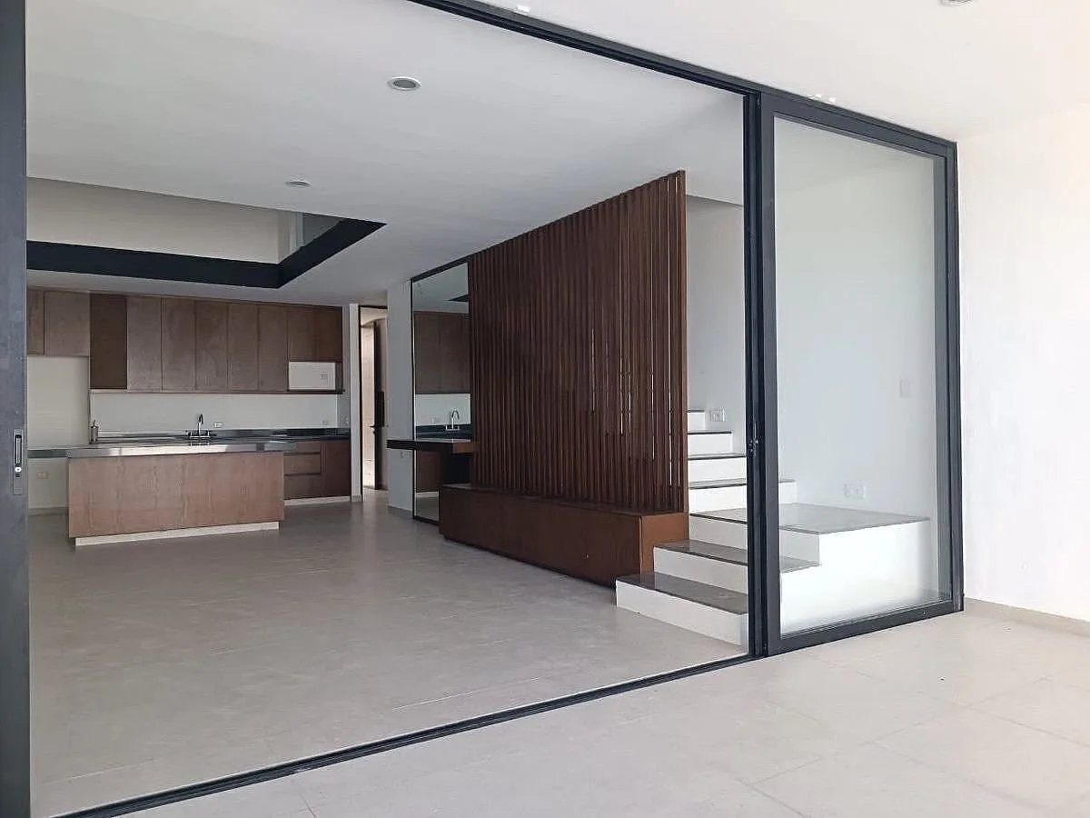 Casa en venta en Xcanatun, Merida, Yucatan.