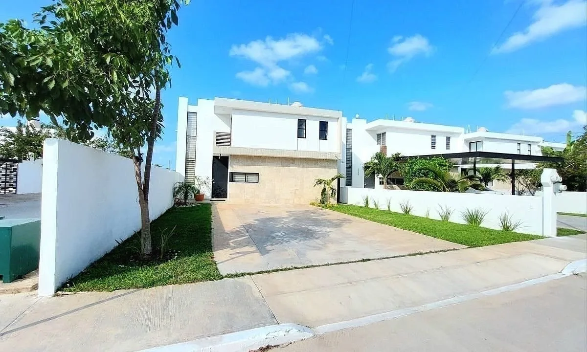 Casa en venta en Dzitya