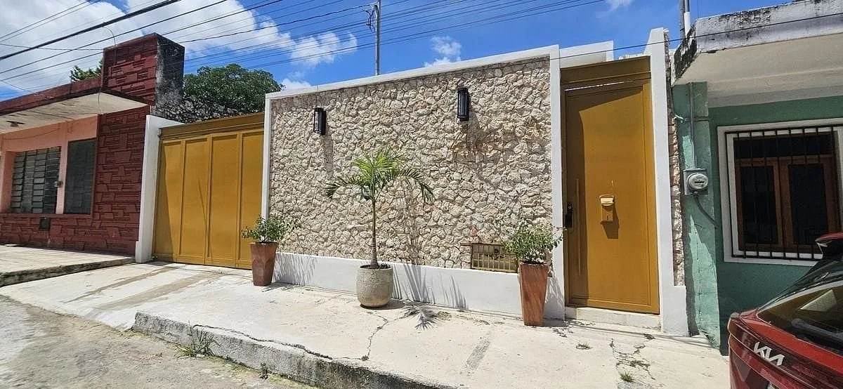 Venta de Casa Remodelada en el Centro de 3 Habitaciones con terraza espectacular