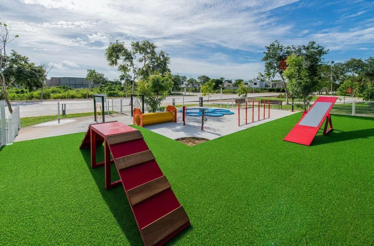 SE VENDE TERRENO RESIDENCIAL EN ZENDERA CONKAL YUCATAN