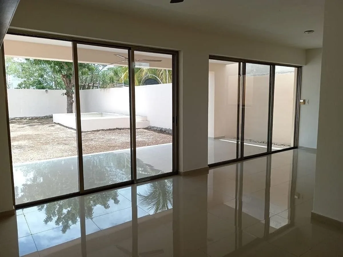 Casa en venta en Temozón Norte | 3 habitaciones | A pie de calle