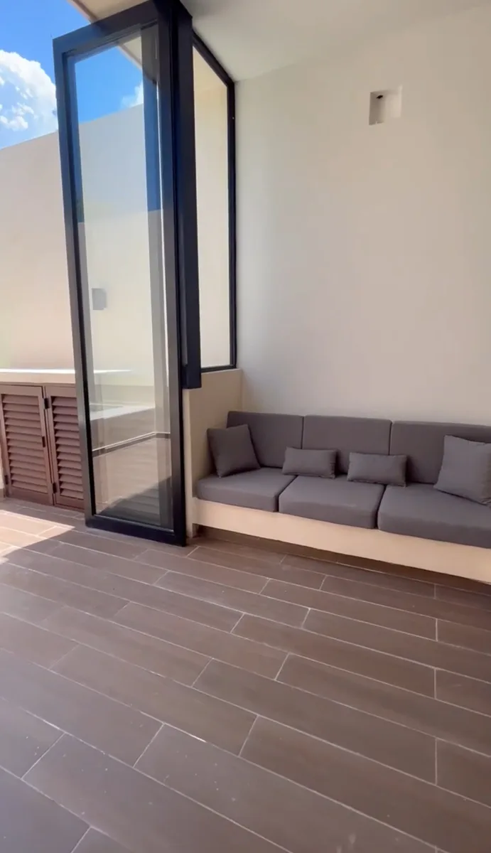 Venta de Townhouse 1 Habitación en Temozón Norte con amenidades