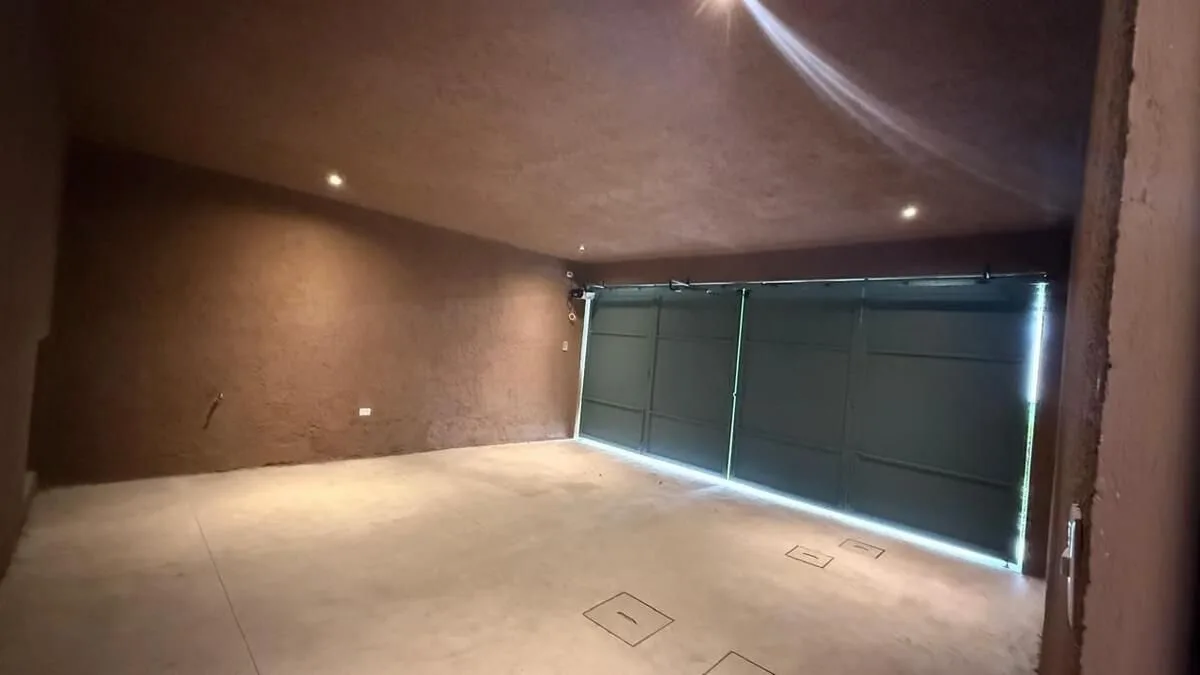 Venta de Casa 3 Habitaciones en Temozon Norte 2 pisos