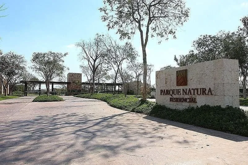 Venta de Lote Residencial en privada con amenidades de431 m2
