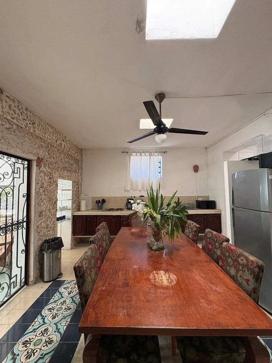 Venta de Casa en Esquina en el Barrio de Santiago