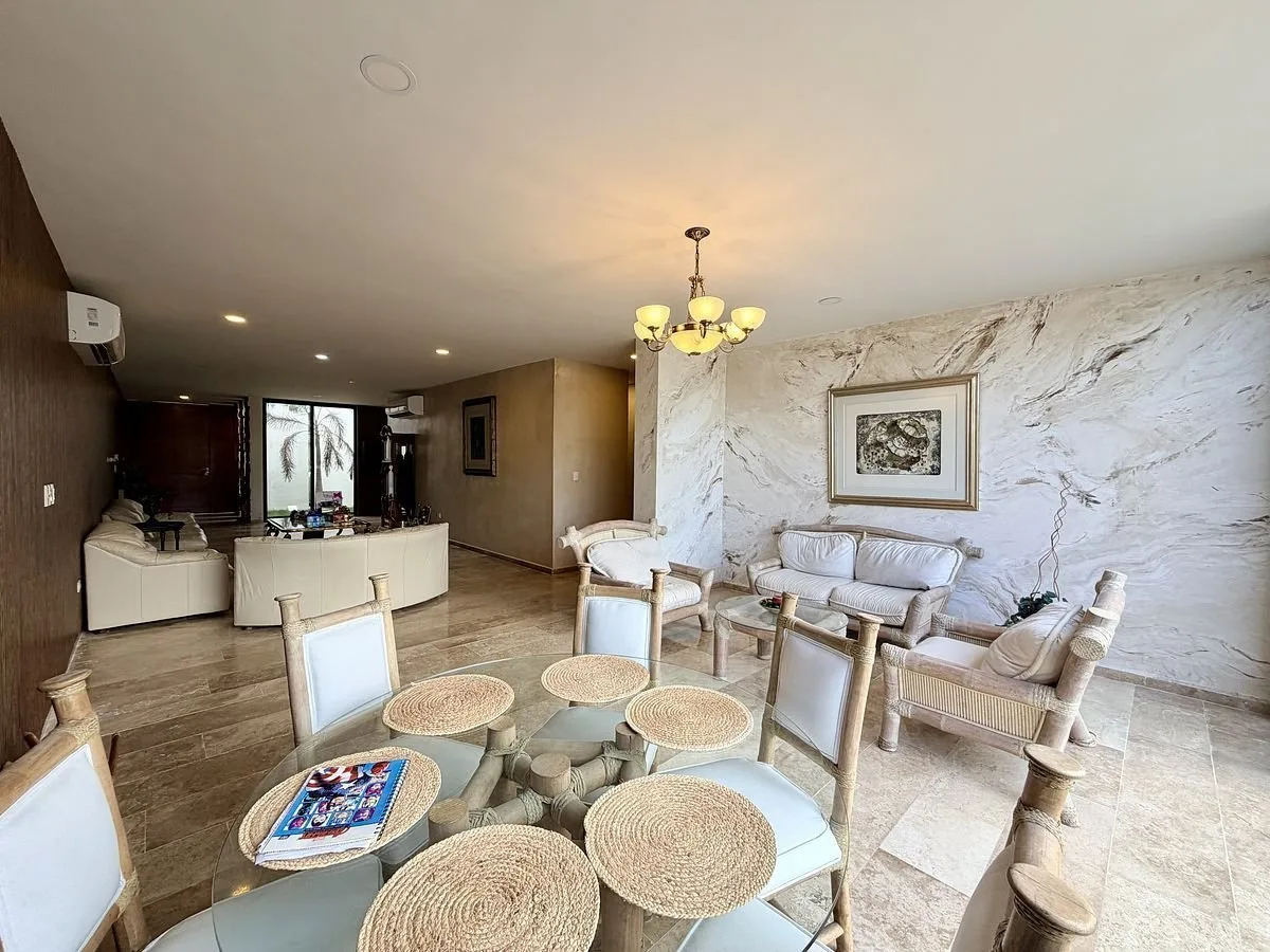 Casa en venta en Dzitya, con paneles Solares