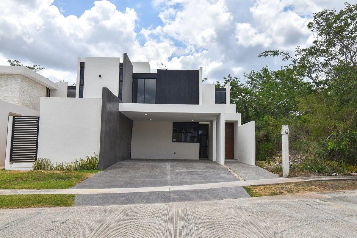 Venta de casa con 4 habitaciones en Privada Parque Natura