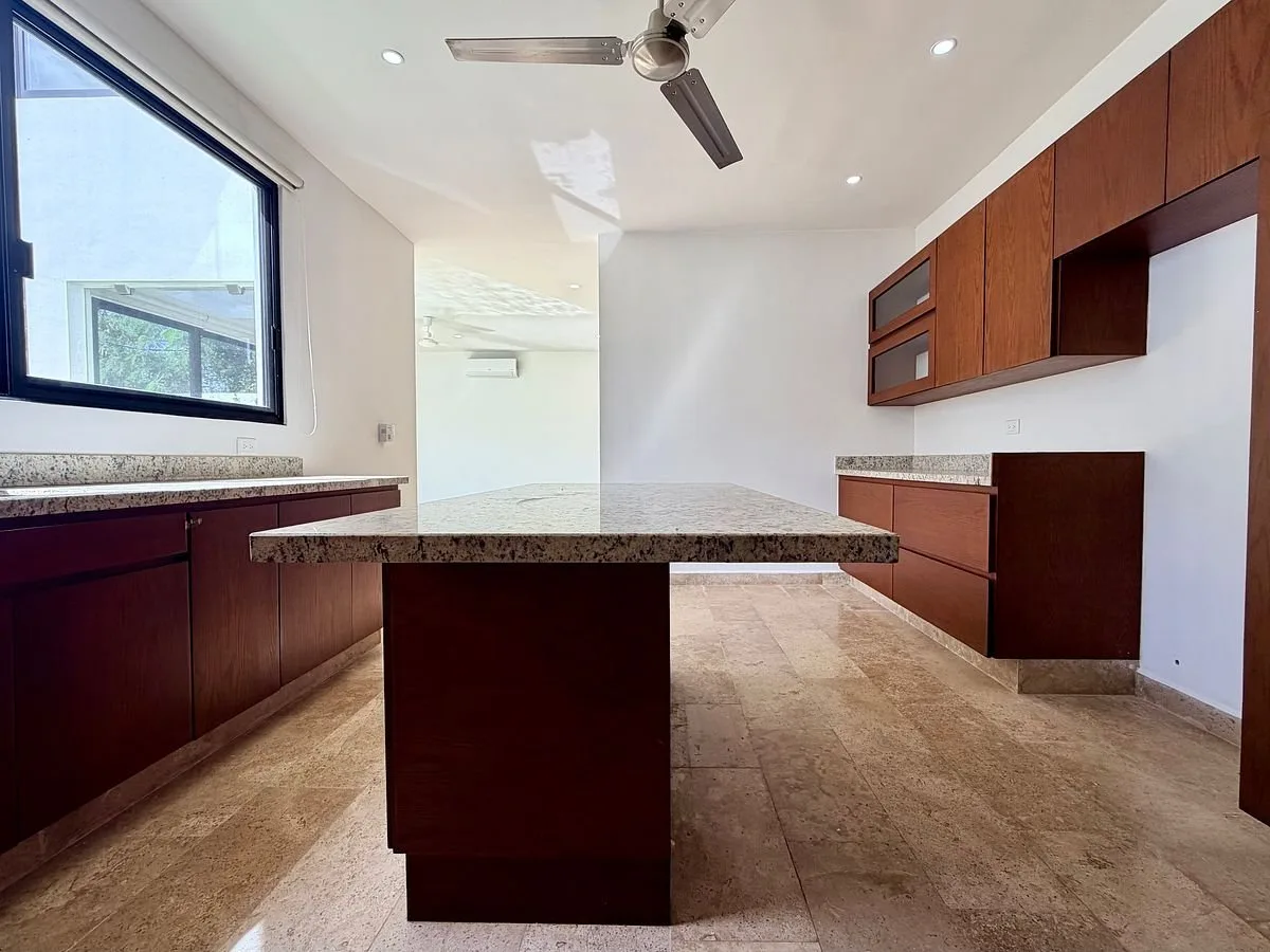 CASA EN VENTA EN PRIVADA SOLUNA