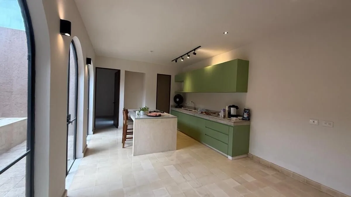 Venta de Casa 3 Habitaciones en Temozon Norte 2 pisos