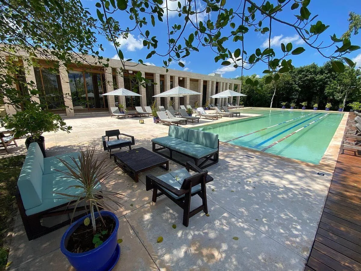 Terreno en venta en Cabo Norte Mérida | Privada Rosío con vista al lago