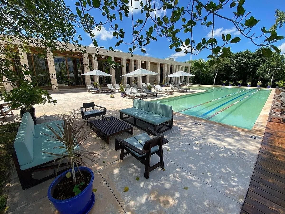 Terreno en venta en Cabo Norte Mérida | Privada Rosío con vista al lago