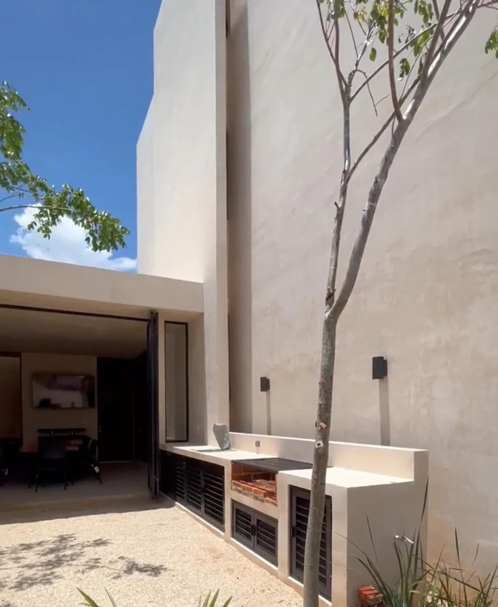 Venta de Townhouse 1 Habitación en Temozón Norte con amenidades