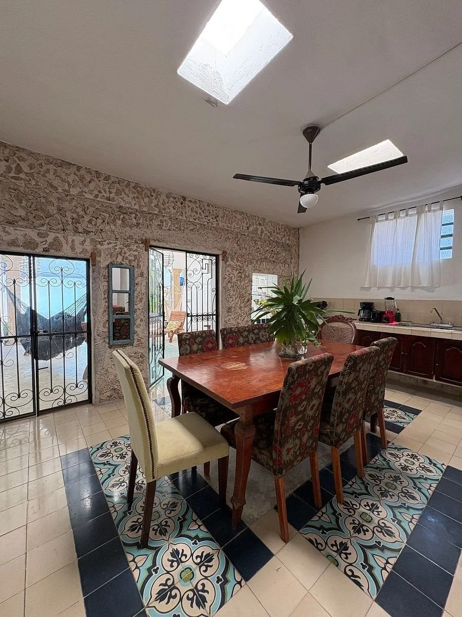 Venta de Casa en Esquina en el Barrio de Santiago