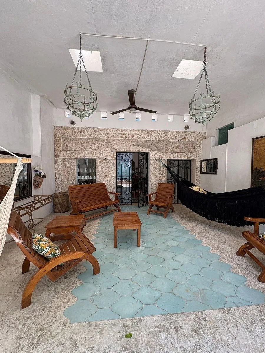 Venta de Casa en Esquina en el Barrio de Santiago
