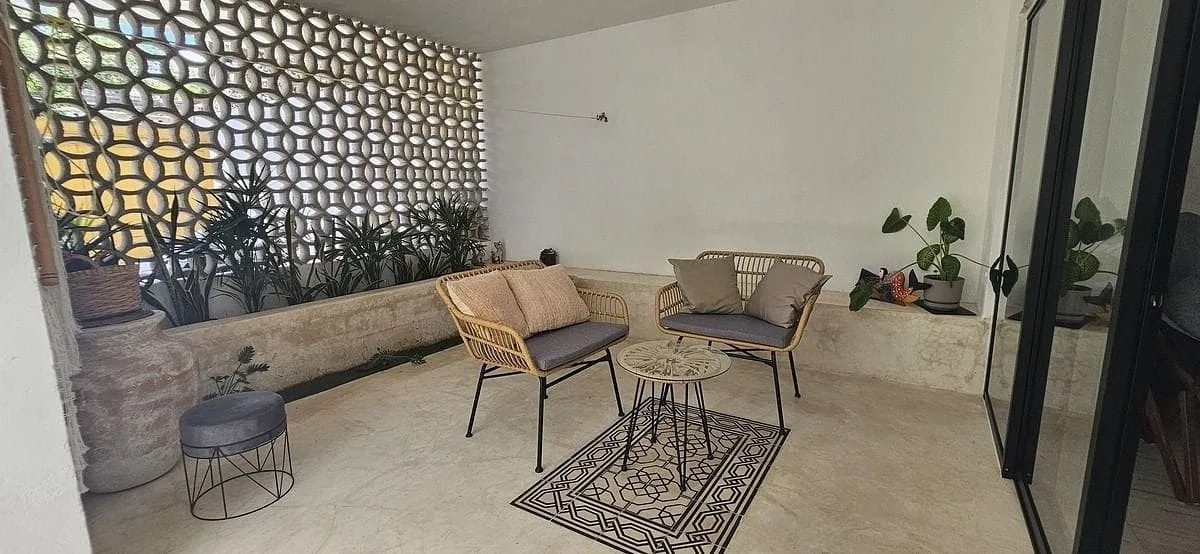 Venta de Casa Remodelada en el Centro de 3 Habitaciones con terraza espectacular