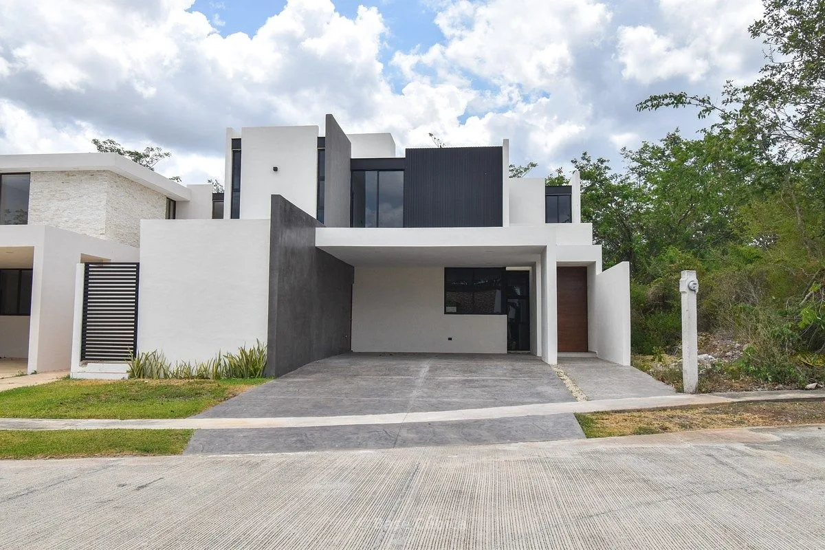 Venta de casa con 4 habitaciones en Privada Parque Natura