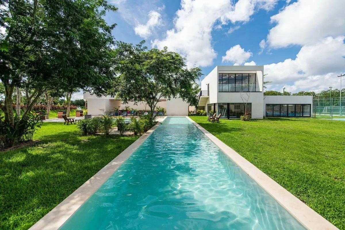 SE VENDE TERRENO RESIDENCIAL EN ZENDERA CONKAL YUCATAN