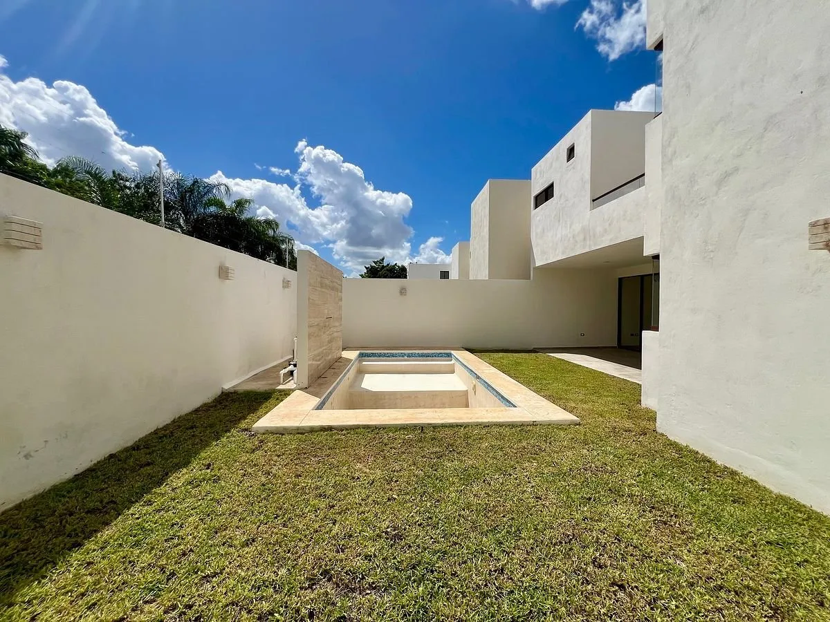 CASA EN VENTA EN ESQUINA EN PARQUE NATURA DE 4 HABITACIONES