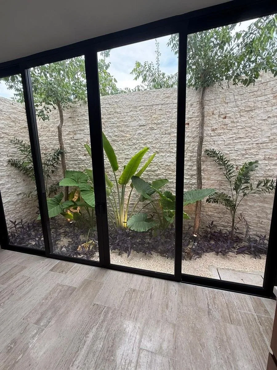 Venta de casa en Xcanatún, Mérida con amenidades de 597 m2