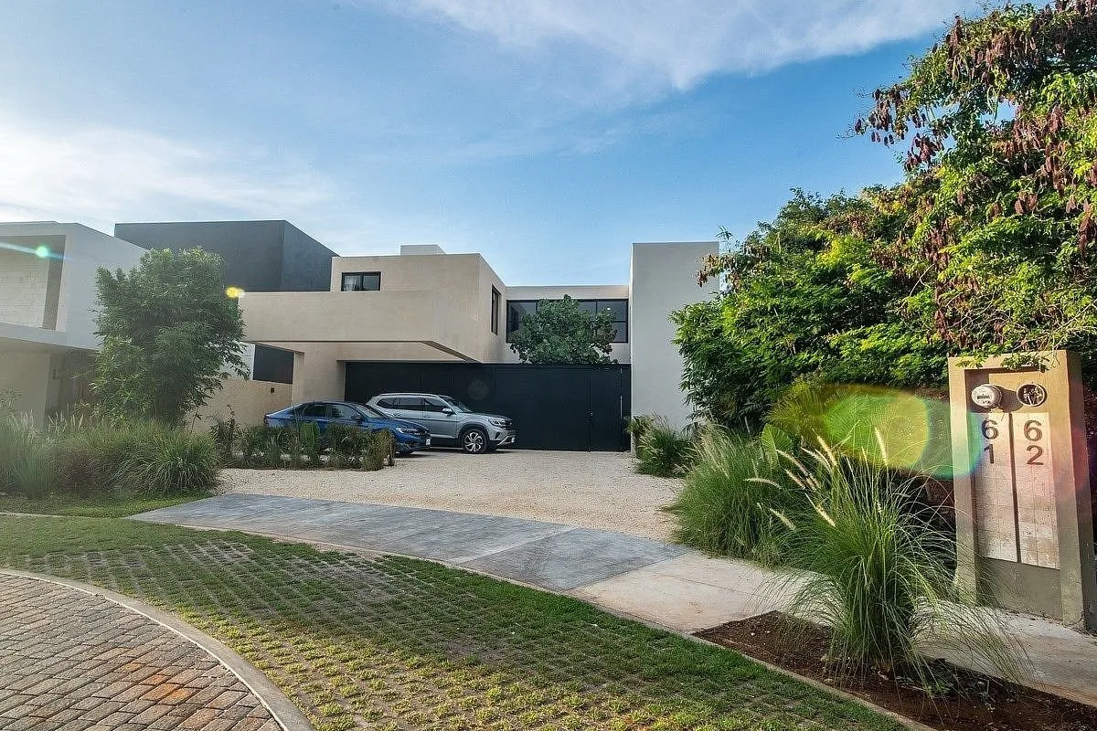 Casa en venta ubicada en privada Compostela