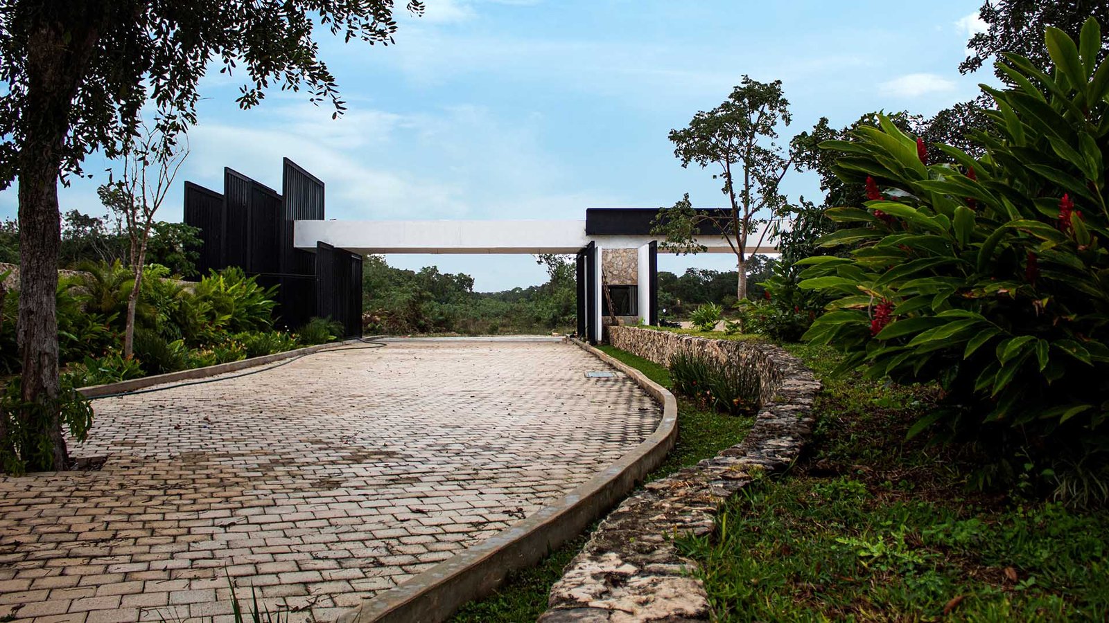 Entrada-Punta-Misne-Desarrollo-Residencial-Merida